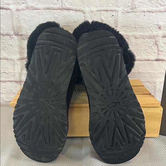UGG Black Fur-Lined Boots - Picture 5 of 8